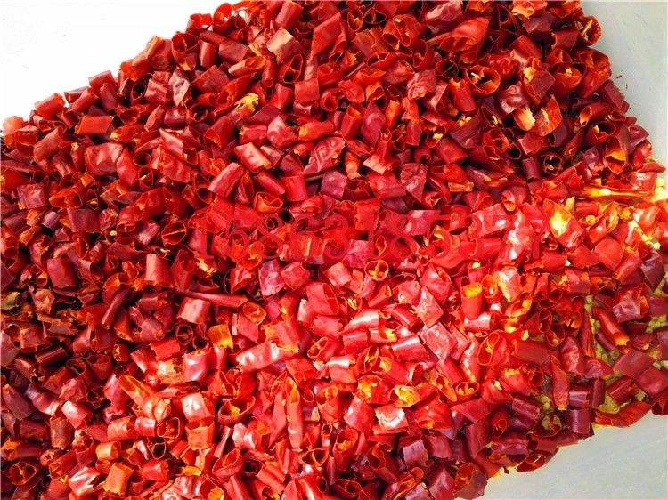 花椒批發廠家：花椒泡腳的功效與作用